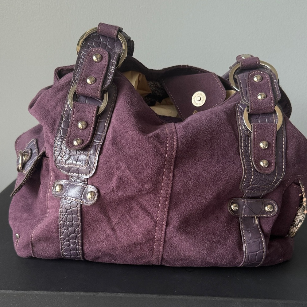 Elegant Women's Shoulder Bag in Rich Purple